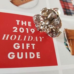 ANN TAYLOR Flower Cocktail Ring